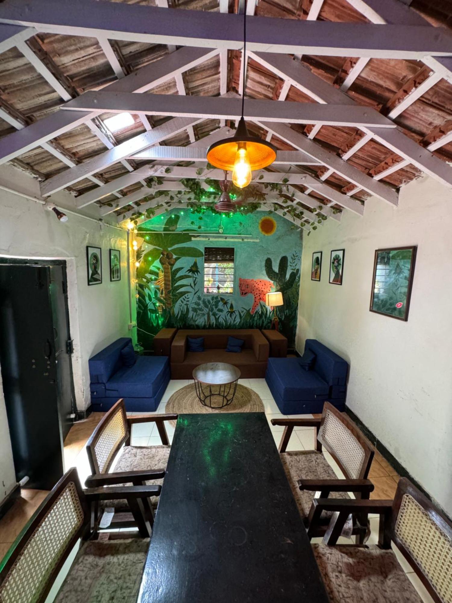 The Lazy Palm Shack Hotel Coimbatore Buitenkant foto