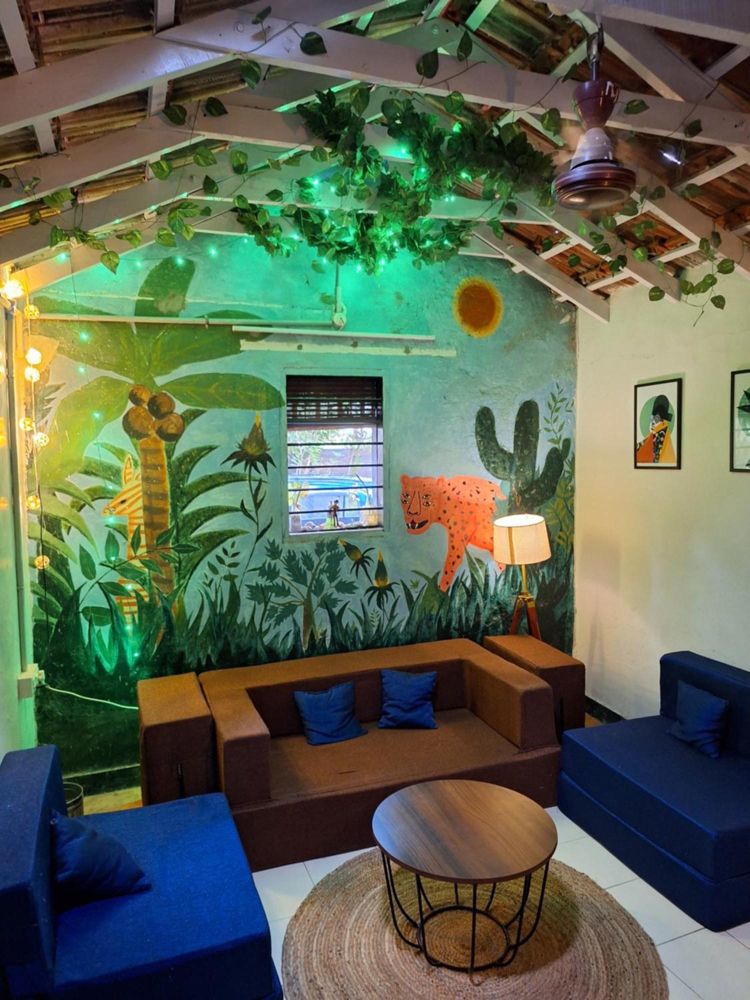 The Lazy Palm Shack Hotel Coimbatore Buitenkant foto